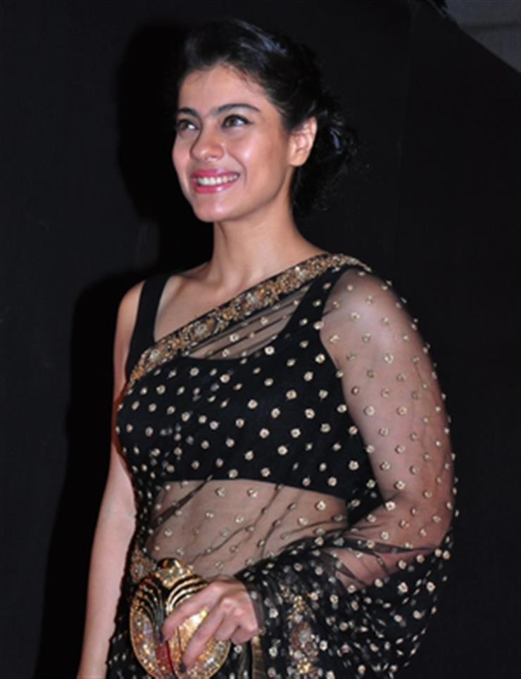 Kajol’s style mantra of the day: Life is short, let my pallu be long