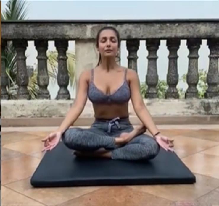 5 Yoga Poses That Malaika Arora Follows Daily