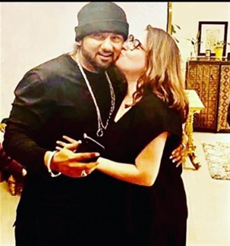 Yo Yo Honey Singhs Wife Accuses Him Of Domestic Violence Sex With Multiple Women 