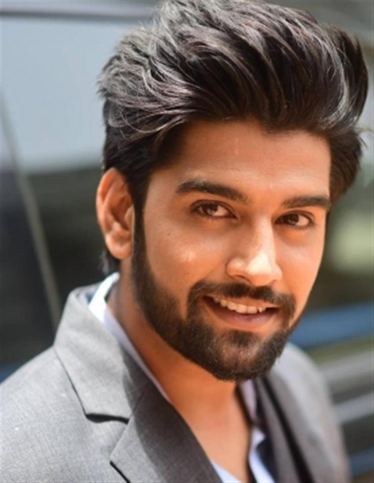 Ankit Bhardwaj finds a friend in co-actor Priyanshu Painyuli while shooting Ankit Bhardwaj finds a friend in co-actor Priyanshu Painyuli while shooting