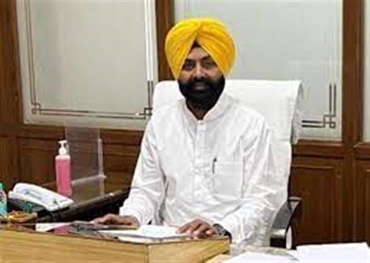PIG farmers need not panic ; Punjab will compenstate for culling swing: Laljit Singh Bhullar PIG farmers need not panic ; Punjab will compenstate for culling swing: Laljit Singh Bhullar