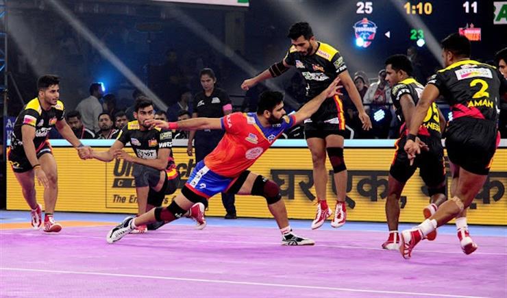 Pardeep Narwal guides UP Yoddhas to win over Bengaluru Bulls Pardeep Narwal guides UP Yoddhas to win over Bengaluru Bulls