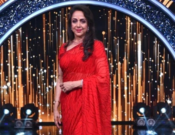 Hema Malini reminisces about working with Rajesh Khanna in 'Mehbooba'