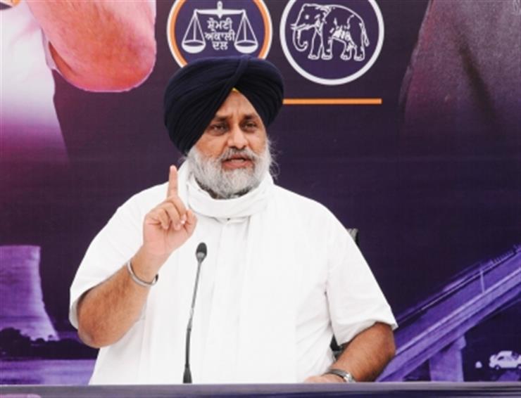 Sukhbir slams AAP for 'undeclared emergency', 'reign of repression' in Punjab