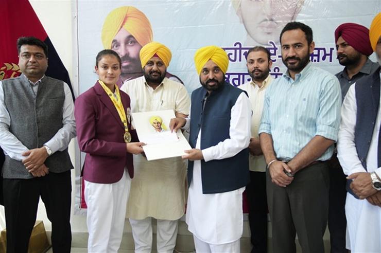 Shaheed Bhagat Singh Youth Awards resumed after many years