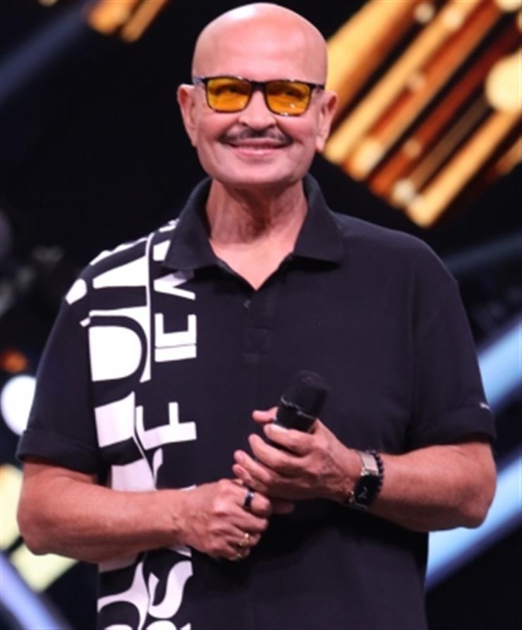 Rakesh Roshan divulges how son Hrithik got into films