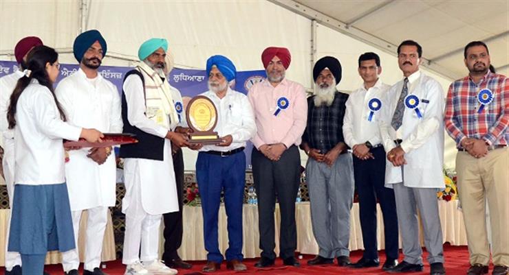 Veterinary Varsity confers Chief Minister Award to four progressive farmers