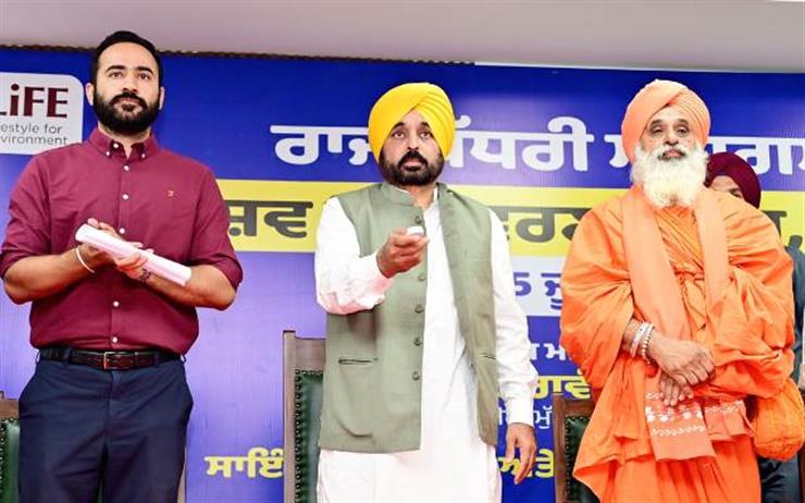 CM Bats for launching a mass movement to preserve water and environment in the state