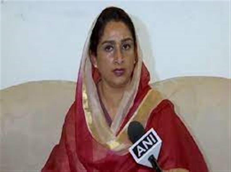 Harsimrat Kaur Badal urges EAM to save future of 100’s of Punjabis facing deportation in Canada