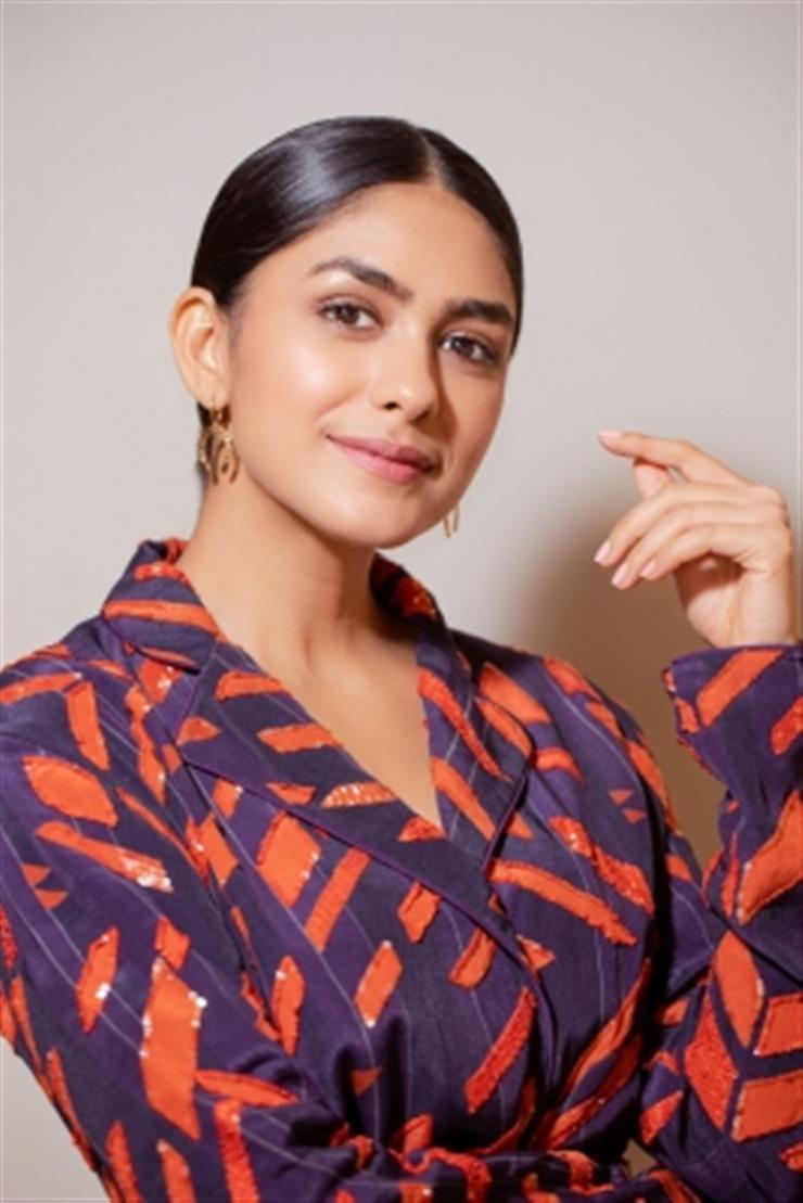 Mrunal Thakur highlights the importance of mature conversations around sex, lust