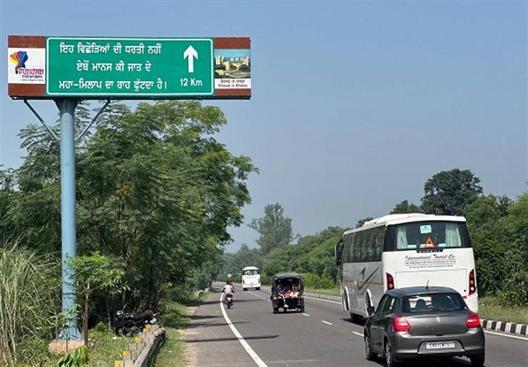 Harjot Singh Bains's initiative, unique sign boards installed on roads leading to religious places of Anandpur Sahib