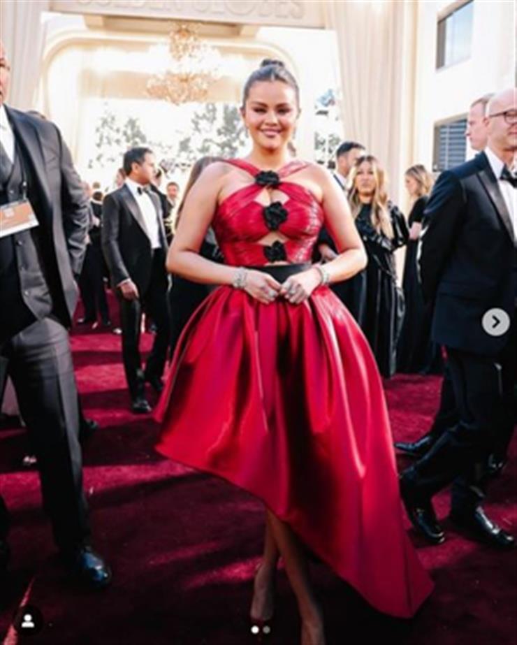 Golden Globes 2024 Selena Gomez stuns at red carpet channelling inner