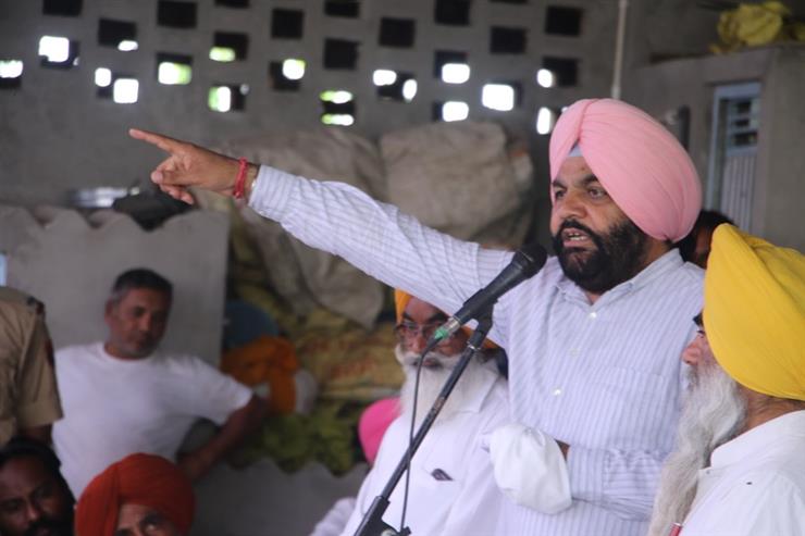 Vote for Congress to counter the anti-people and divisive policies of BJP- Gurjeet Aujla