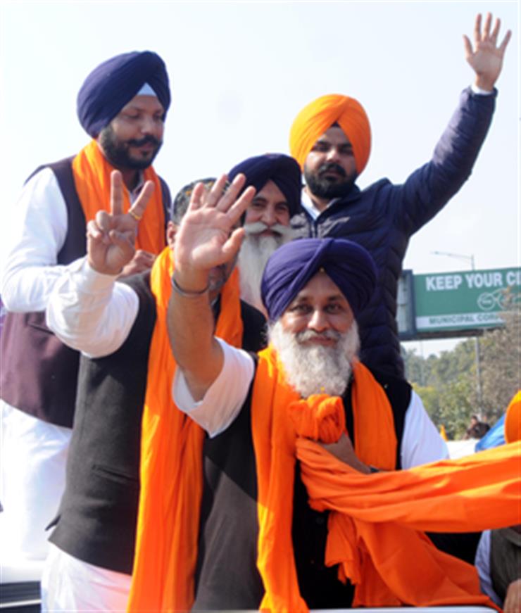 CM Mann allowed use of tear gas against Punjab farmers: Sukhbir Badal