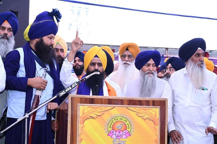 We will start the movement of religious propagation from the homes of poor Sikhs on Baisakhi - Jathedar Gargaj