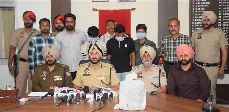 Punjab Police busts cross-border drug cartel, woman kingpin among four held with 5.2 Kg heroin