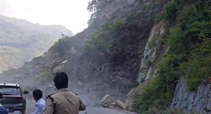 Uttarakhand MP Anil Baluni narrowly escapes landslide on Badrinath Highway
