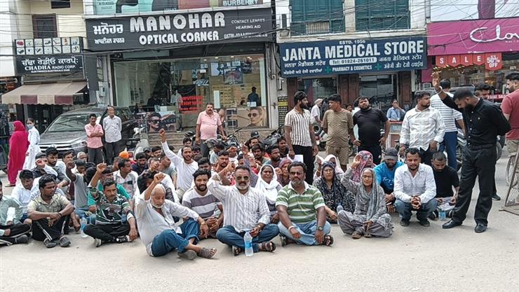 Protest Erupts in Phagwara After Youth Dies in Car Accident