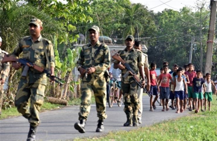 BSF jawans, Bengal cops in scuffle over seized cough syrup bottles, three injured