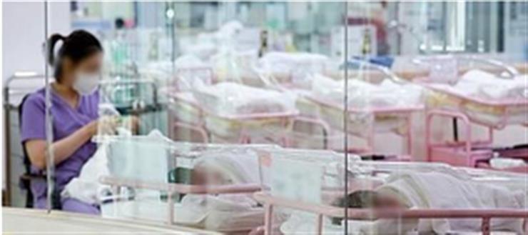 South Korea's childbirths rise for 16th consecutive month in October: Data
