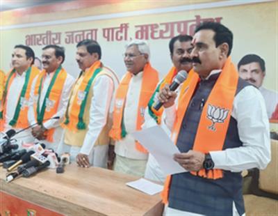 Congress' former MP, two ex-MLAs join BJP in Madhya Pradesh