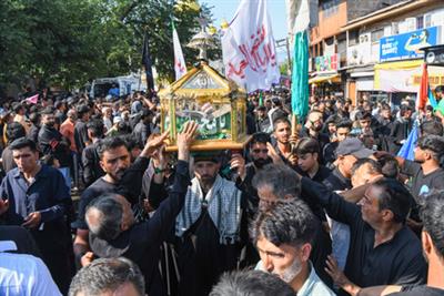 Muharram procession in J&K's Srinagar, top officers join in symbolic gesture of goodwill