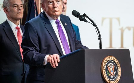 Trump says Iran to be hit hard if Hormuz Strait not reopened soon