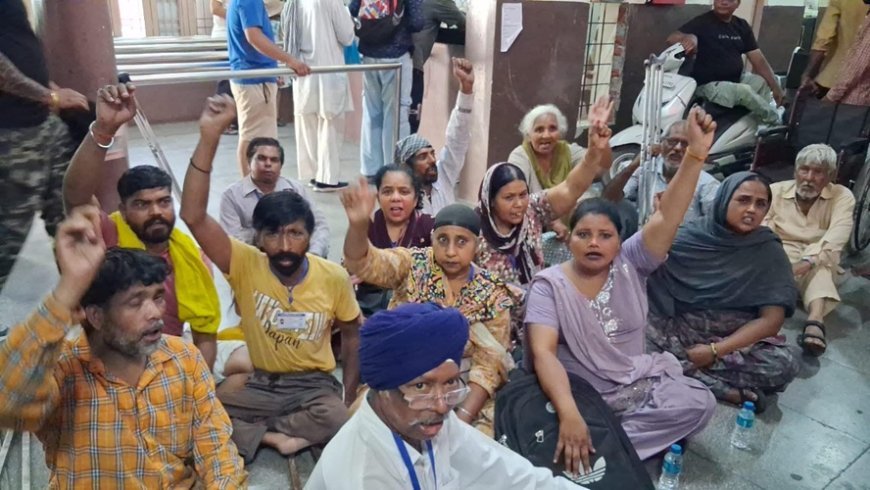Disabled persons stage protest at Phagwara Civil Hospital over poor arrangements for certificate camp