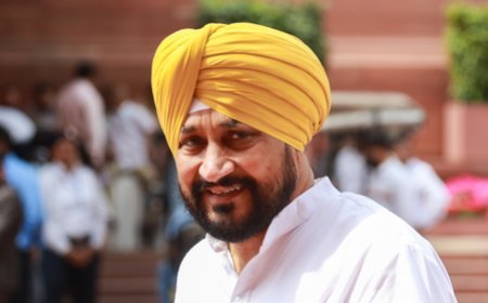 Channi's Open Defiance Puts Punjab Congress at Crossroads: Is He Preparing to Exit the Party?