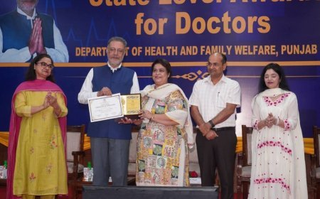 Satinderjit Singh Bajaj and Dr. Rashmi Vij Honoured with Punjab Government’s State-Level Doctors Award for Outstanding Contribution to Healthcare