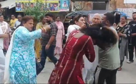 Dispute Over Shagun Collection Sparks Clash Between Two Transgender Groups in Kapurthala