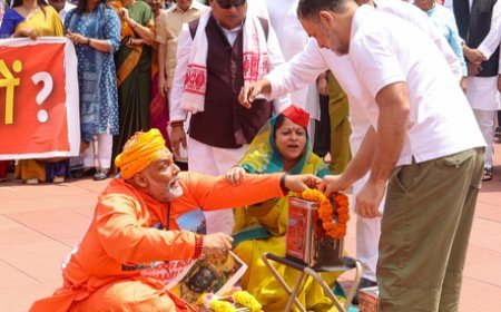 'Hurting religious sentiments': Police complaints filed against Rahul Gandhi, Pappu Yadav over Ram Mandir donation theft skit