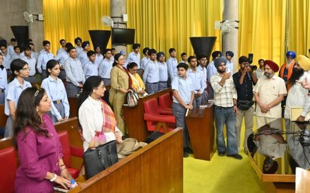 Punjab Vidhan Sabha Speaker Kultar Singh Sandhwan Interacts With School Students; Urges Them To Understand Politics And Set Clear Life Goals
