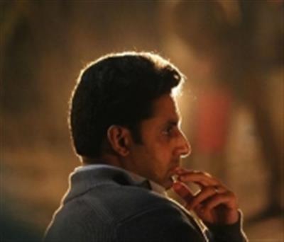  Abhishek Bachchan's befitting reply to troll asking for hash