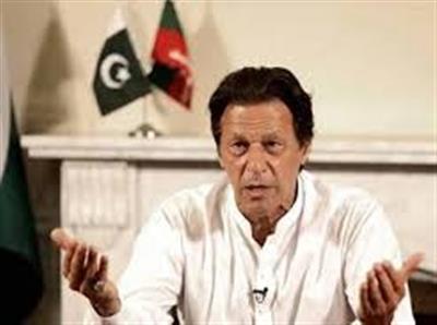 Imran, FB COO discuss investment in Pakistan