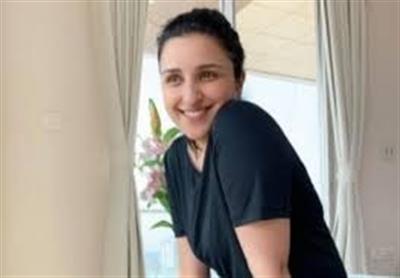 Parineeti posts 'after workout, before shower' pic