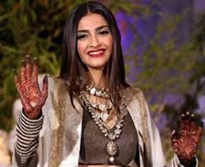 Sonam Kapoor's new film 'Blind' goes on floor in UK