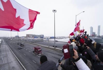 Thousands protest vaccine mandates, Covid restrictions in Canada