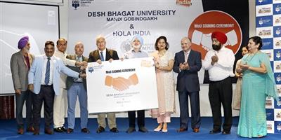 Desh Bhagat University signs MoU with Hola India