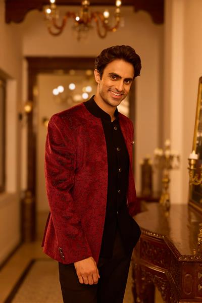 10 Stylish Ethnic Jackets for Men to Elevate Your Wedding Look