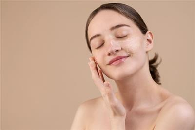 Does Skin Really Age After 25? Understanding the Skin Repair Timeline